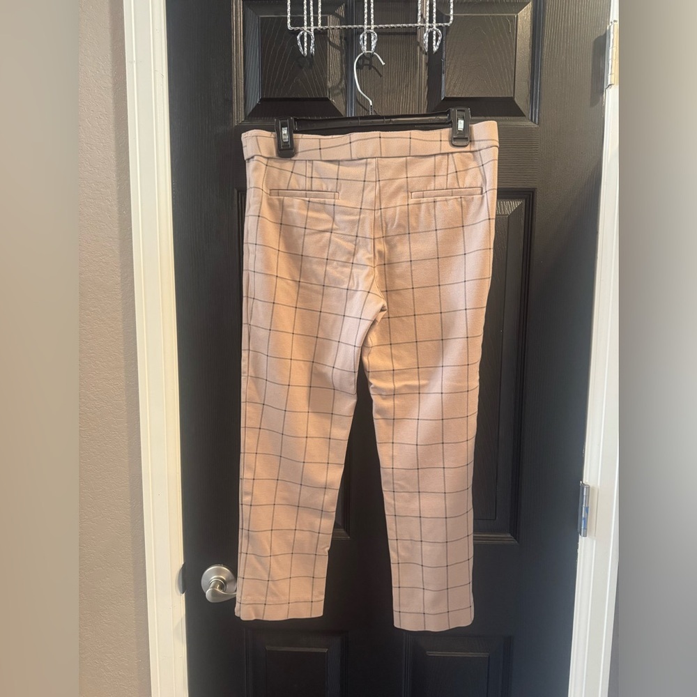 Amanda & Chelsea Blush Windowpane Tailored Trousers - Picture 3 of 4